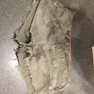 True Religion Camo Bobby shorts size 29
